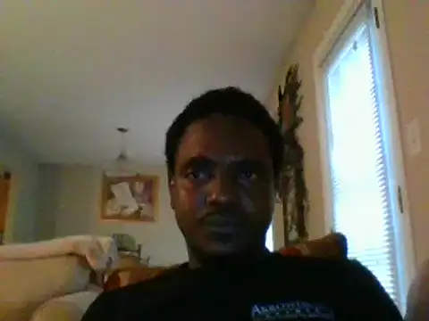 Snapshot of Hugedick0071 chatting on 02-08-25, 10:40 Hugedick0071 online show from 02-08-25, 10:40