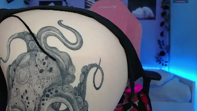 Scarlettsrorm online show from 03-03-25, 08:27