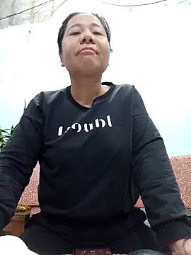 Queen 18200 online show from 03-19-25, 07:07