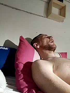 Snapshot of SInfiniSensation1 chatting on 12-18-24, 12:21 SInfiniSensation1 online show from 12-18-24, 12:21