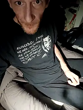 Snapshot of SInfiniSensation1 chatting on 12-20-24, 10:54 SInfiniSensation1 online show from 12-20-24, 10:54