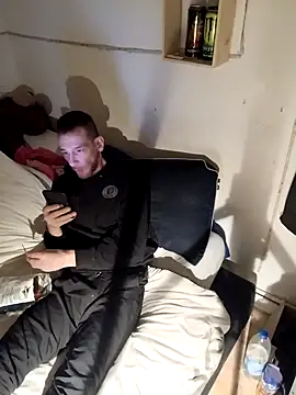 Snapshot of SInfiniSensation1 chatting on 12-21-24, 10:40 SInfiniSensation1 online show from 12-21-24, 10:40