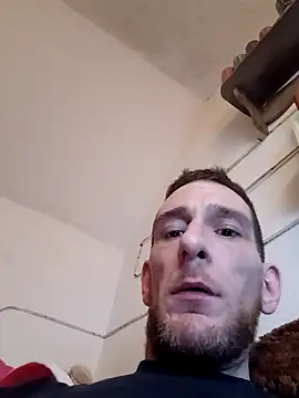 Snapshot of SInfiniSensation1 chatting on 12-25-24, 04:32 SInfiniSensation1 online show from 12-25-24, 04:32