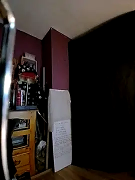 Snapshot of SInfiniSensation1 chatting on 01-01-25, 04:07 SInfiniSensation1 online show from 01-01-25, 04:07