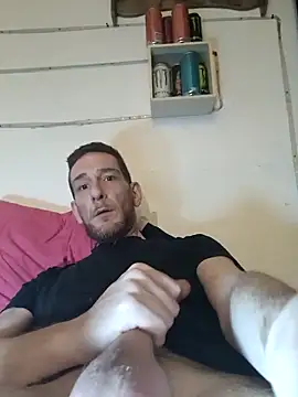 Snapshot of SInfiniSensation1 chatting on 01-06-25, 04:04 SInfiniSensation1 online show from 01-06-25, 04:04