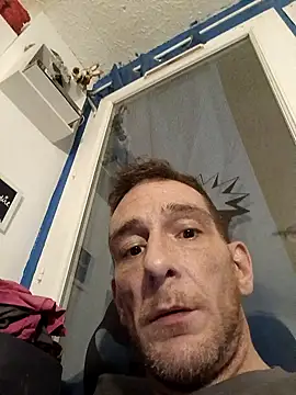 Snapshot of SInfiniSensation1 chatting on 10-01-25, 10:05 SInfiniSensation1 online show from 10-01-25, 10:05