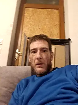 Snapshot of SInfiniSensation1 chatting on 12-20-25, 05:36 SInfiniSensation1 online show from 12-20-25, 05:36