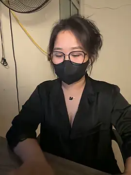 Snapshot of Jenni_nana chatting on 12-12-24, 10:45 Jenni nana online show from 12-12-24, 10:45