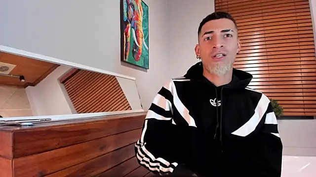 DrakeNeumann online show from 10-12-25, 04:00