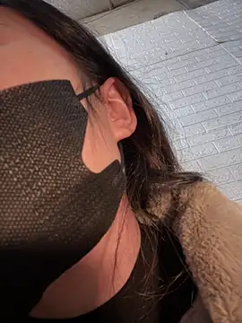 Snapshot of Tina_995 chatting on 12-31-24, 02:51 Tina 995 online show from 12-31-24, 02:51