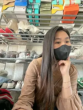 Snapshot of Tina_995 chatting on 11-22-25, 06:23 Tina 995 online show from 11-22-25, 06:23