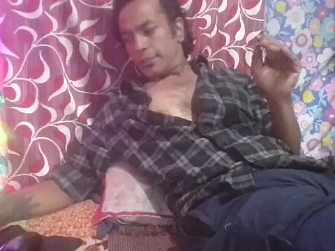 Bangingchick online show from 10-30-25, 09:11