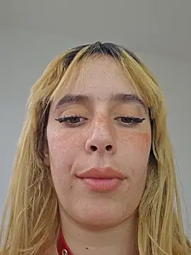 Snapshot of Massa8 chatting on 12-08-24, 01:14 Massa8 online show from 12-08-24, 01:14