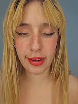 Snapshot of Massa8 chatting on 12-10-24, 11:40 Massa8 online show from 12-10-24, 11:40