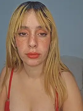 Snapshot of Massa8 chatting on 12-14-24, 10:28 Massa8 online show from 12-14-24, 10:28