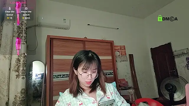 Lili 666 online show from 10-25-25, 05:08