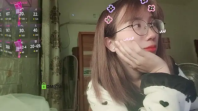 Lili 666 online show from 02-04-26, 08:36