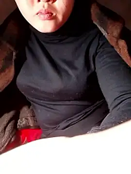 Snapshot of Hotpussy3ox chatting on 01-11-26, 05:34 Hotpussy3ox online show from 01-11-26, 05:34