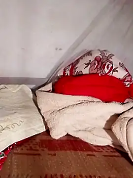 Snapshot of Hotpussy3ox chatting on 02-13-26, 08:27 Hotpussy3ox online show from 02-13-26, 08:27