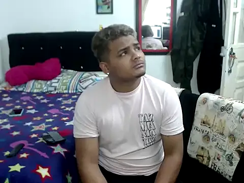 Boycuriousxxx online show from 09-26-25, 11:58