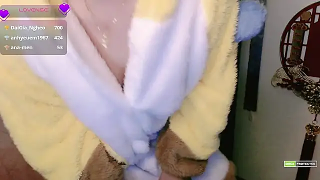 Snapshot of Na_baby chatting on 03-08-25, 09:40 Na baby online show from 03-08-25, 09:40