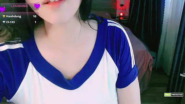 Snapshot of Na_baby chatting on 09-11-25, 03:28 Na baby online show from 09-11-25, 03:28