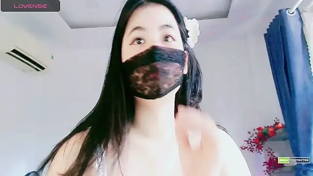 Snapshot of Na_baby chatting on 09-24-25, 02:37 Na baby online show from 09-24-25, 02:37