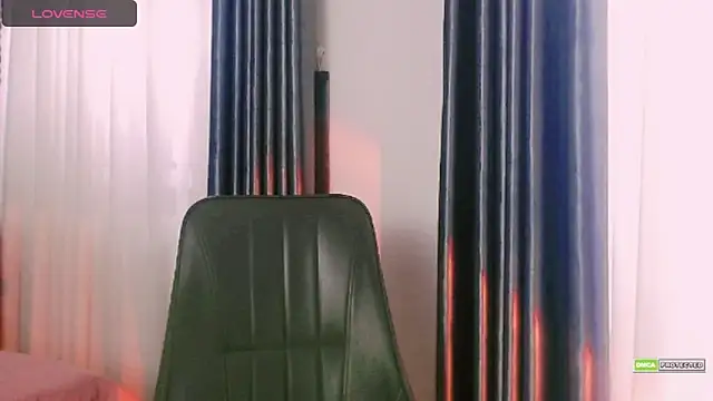 Snapshot of Na_baby chatting on 11-09-25, 06:12 Na baby online show from 11-09-25, 06:12