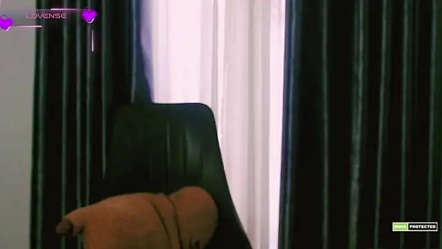 Snapshot of Na_baby chatting on 11-30-25, 06:50 Na baby online show from 11-30-25, 06:50