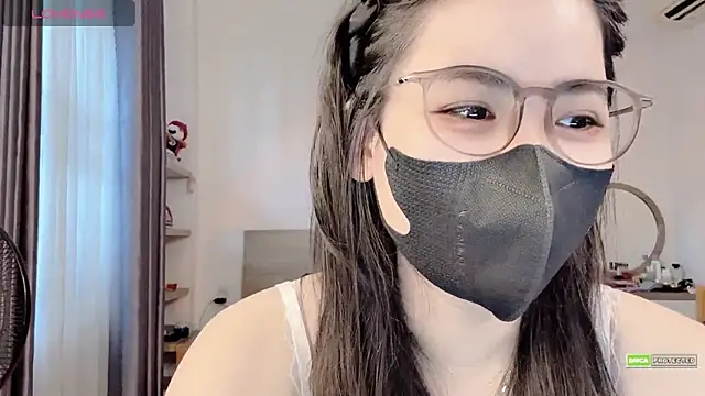 Snapshot of Na_baby chatting on 02-25-26, 01:59 Na baby online show from 02-25-26, 01:59