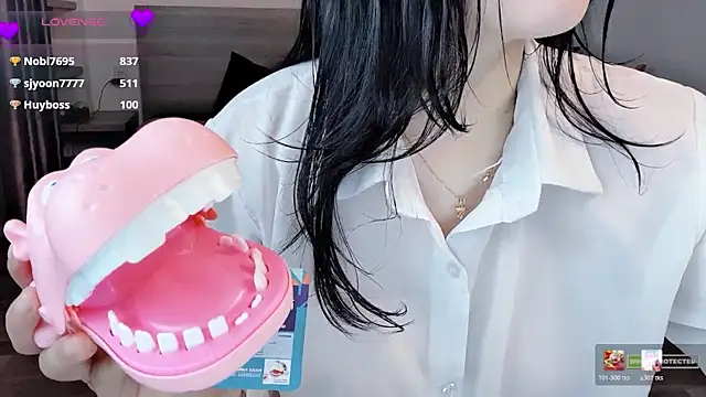 Snapshot of Na_baby chatting on 02-27-26, 04:07 Na baby online show from 02-27-26, 04:07