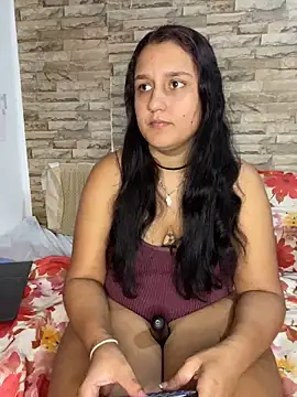 saray gomez22 online show from 01-04-25, 03:07