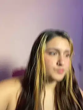 saray gomez22 online show from 11-24-25, 09:58