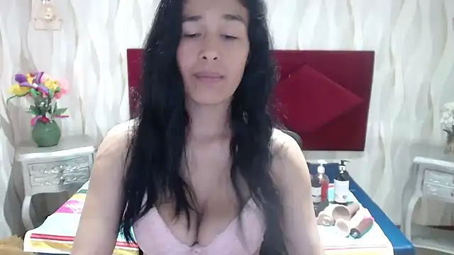Snapshot of ginasailor chatting on 06-17-26, 10:17 ginasailor online show from 06-17-26, 10:17
