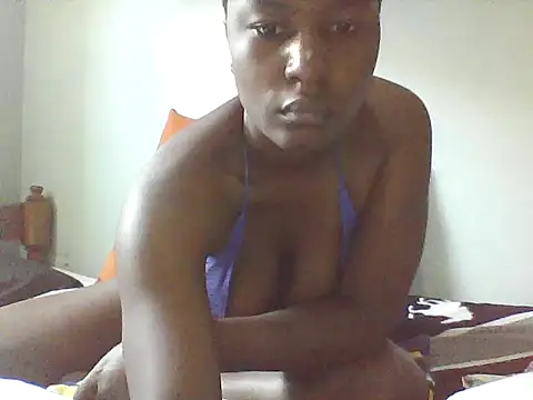 Snapshot of QUEEN_LAYLA chatting on 06-18-26, 07:19 QUEEN LAYLA online show from 06-18-26, 07:19