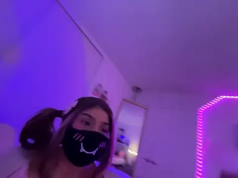 Snapshot of Onlypawzz chatting on 03-03-26, 07:36 Onlypawzz online show from 03-03-26, 07:36