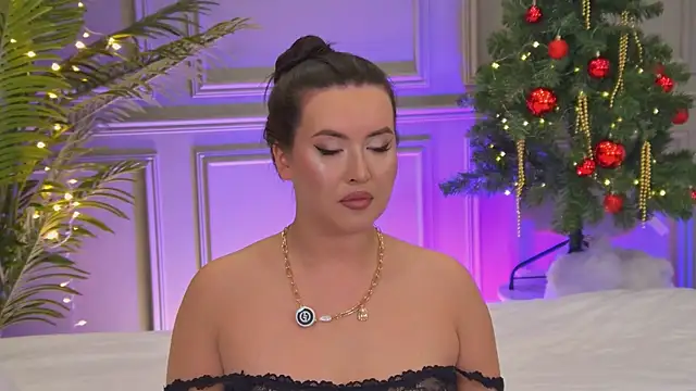 TrishaWinslet online show from 12-19-25, 06:09