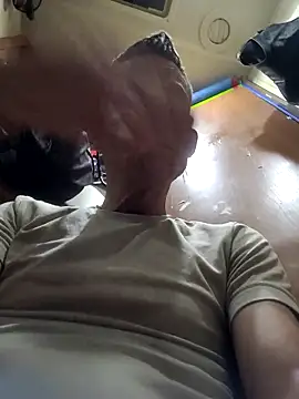 ILUV2TUCHMYKITTY online show from 09-24-25, 09:34