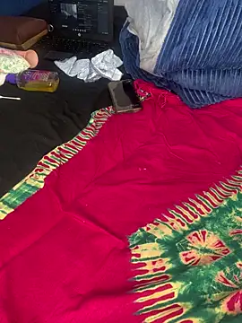 Snapshot of firewaist chatting on 02-16-25, 05:15 firewaist online show from 02-16-25, 05:15