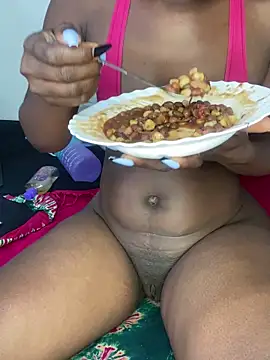 Snapshot of firewaist chatting on 02-16-25, 11:27 firewaist online show from 02-16-25, 11:27