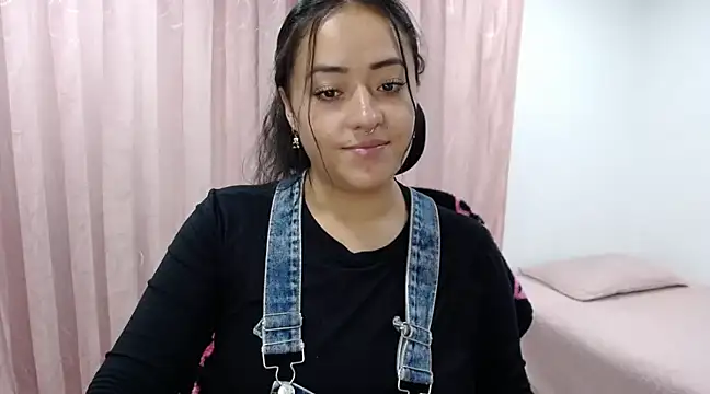 Snapshot of jjulietha95 chatting on 02-14-25, 01:34 jjulietha95 online show from 02-14-25, 01:34