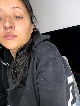 Snapshot of jjulietha95 chatting on 11-05-25, 04:12 jjulietha95 online show from 11-05-25, 04:12