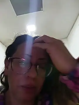 miss hanna07 online show from 11-19-25, 12:21