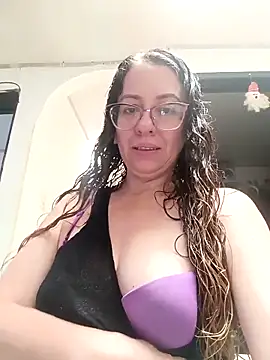 miss hanna07 online show from 04-15-26, 04:03