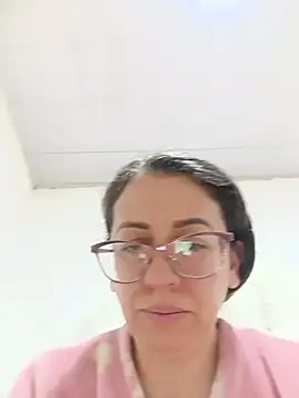 Snapshot of miss_hanna07 chatting on 07-16-26, 01:50 miss hanna07 online show from 07-16-26, 01:50