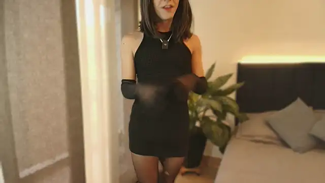 Snapshot of pansuggarofficial chatting on 11-08-25, 01:44 pansuggarofficial online show from 11-08-25, 01:44