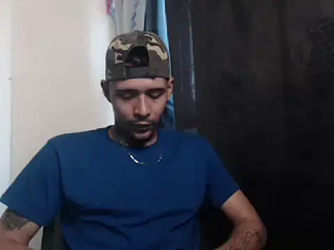 Snapshot of RickyGrey77 chatting on 12-10-24, 04:27 RickyGrey77 online show from 12-10-24, 04:27