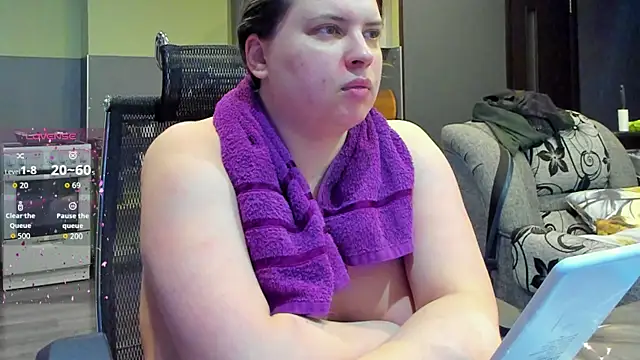 Snapshot of 1lindsey1 chatting on 09-30-25, 09:25 1lindsey1 online show from 09-30-25, 09:25