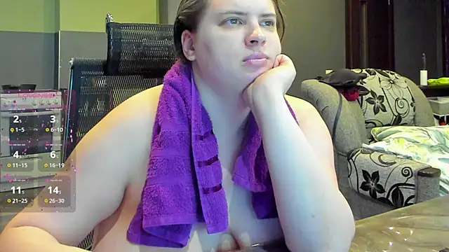 Snapshot of 1lindsey1 chatting on 11-07-25, 12:49 1lindsey1 online show from 11-07-25, 12:49