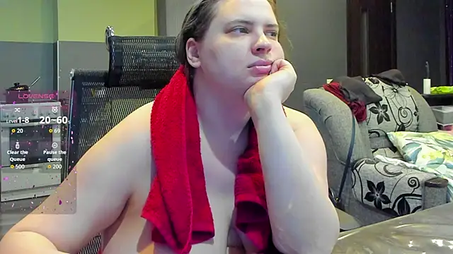 Snapshot of 1lindsey1 chatting on 11-10-25, 11:53 1lindsey1 online show from 11-10-25, 11:53